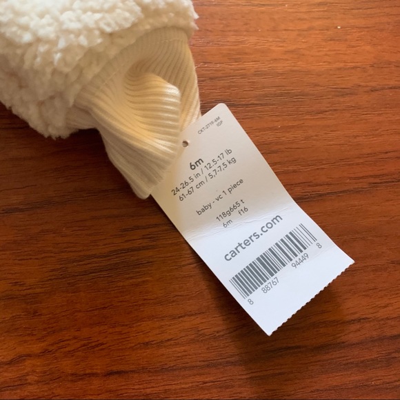 Carter’s 1 piece fuzzy - NWT 6M - Picture 2 of 6